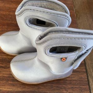 Baby BOGS size 5